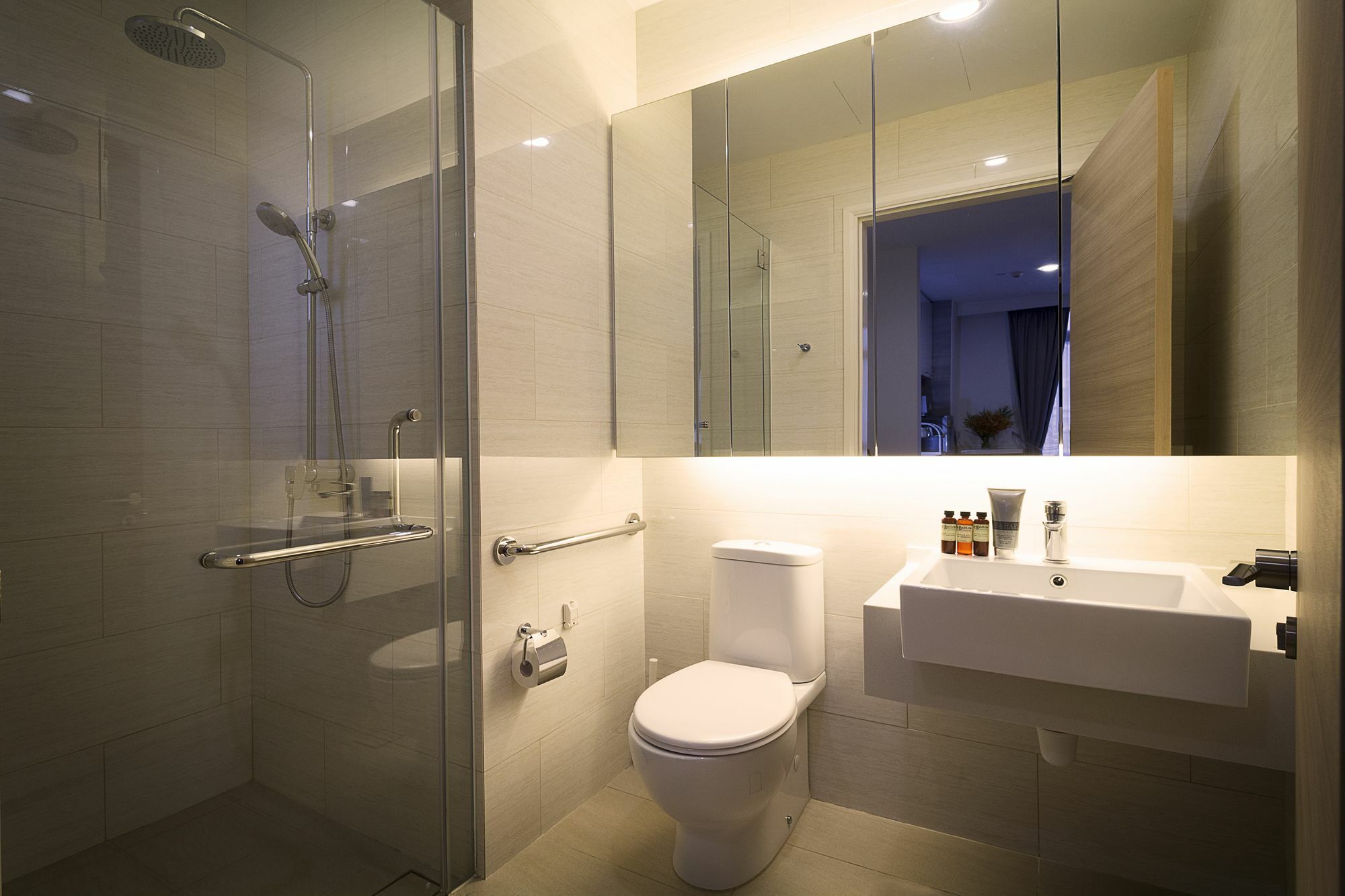 Thanksgiving Serviced Aparthotel Singapura